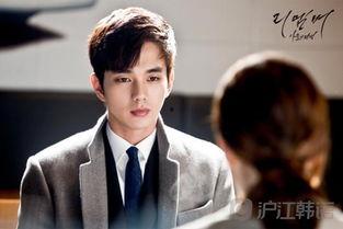 1993年属鸡明星,星光熠熠的鸡年英才风采