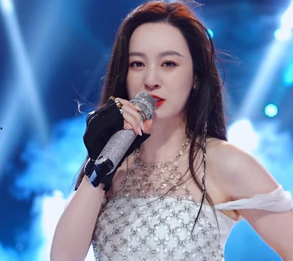 唐艺老师最新爆料新闻,揭秘娱乐圈不为人知的幕后真相