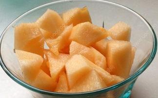 吃哈密瓜烧嗓子,小心嗓子不适